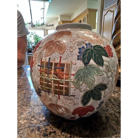 Vintage Chinese porcelain vase - Picture 3 of 5